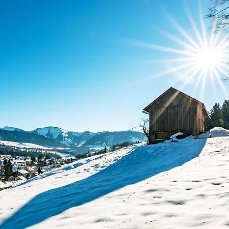 Allgaeu Luxury Bergloewe Mit Sauna 公寓 *