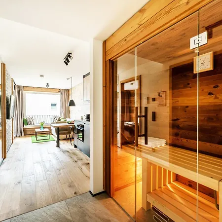 Allgaeu Luxury Bergloewe Mit Sauna * Oberstaufen